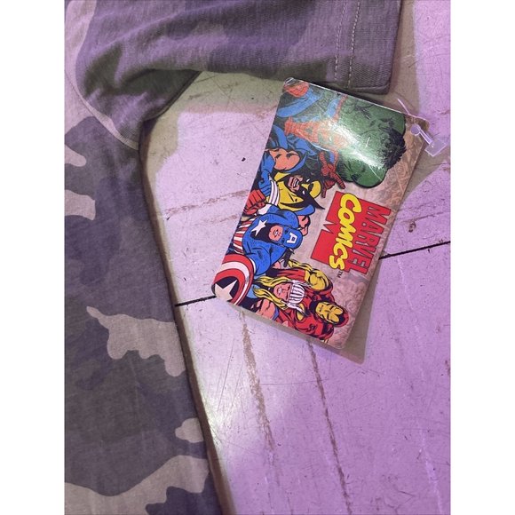 Marvel’s The Amazing Spiderman Green Camouflage Shirt - Size XL - Picture 3 of 5